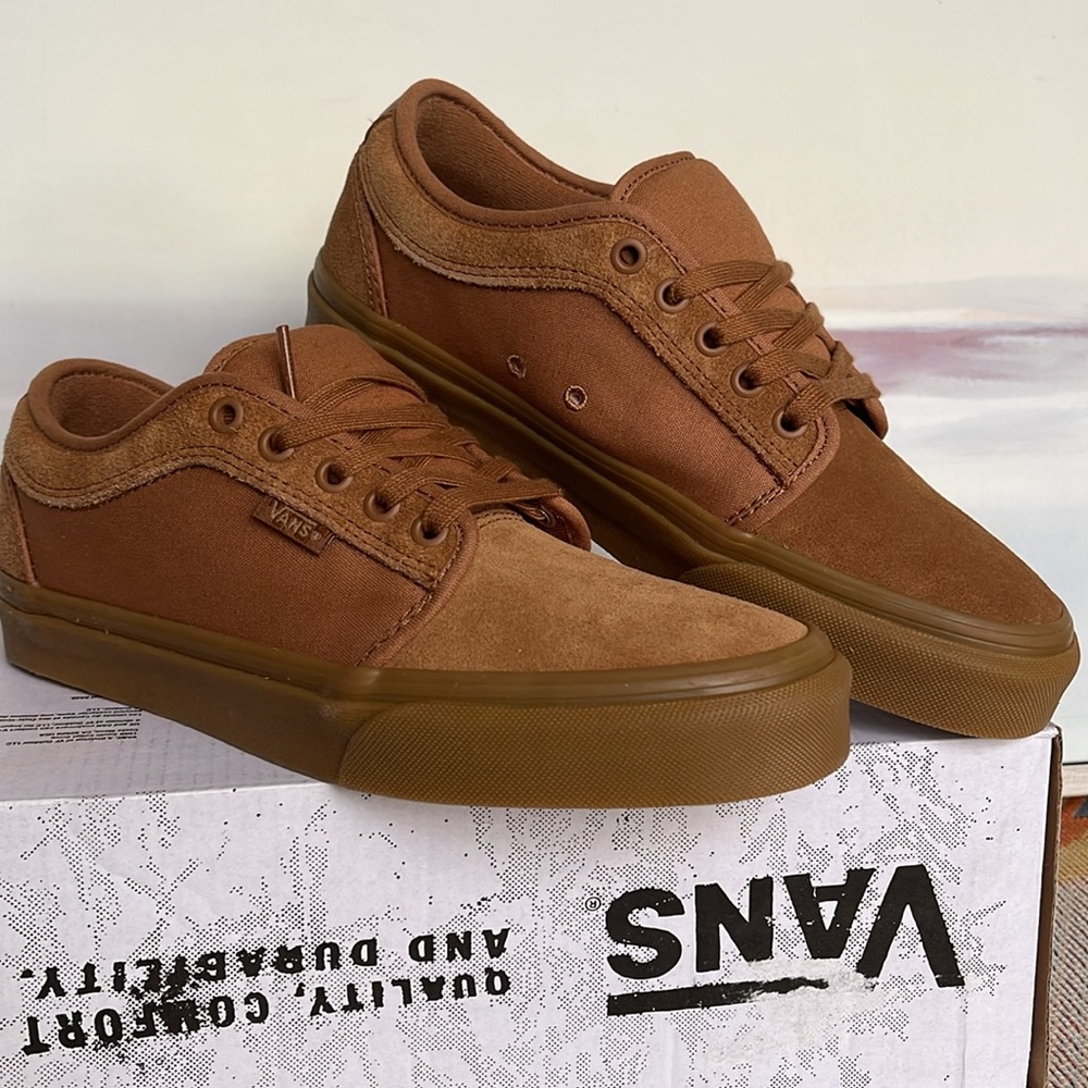 Vans Men’s Skate Chukka Low
Light Brown/Gum
VN0A4BX4BGZ
Sneakers - Picture 4 of 16